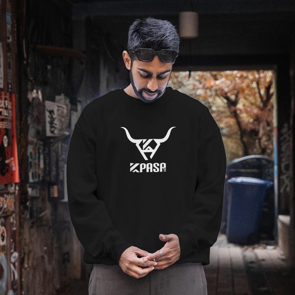 KPASA Guey  Graphic Long Sleeve Tee - Unisex, Casual Wear, Perfect for Sports Fans, Gift Idea, Everyday Comfort